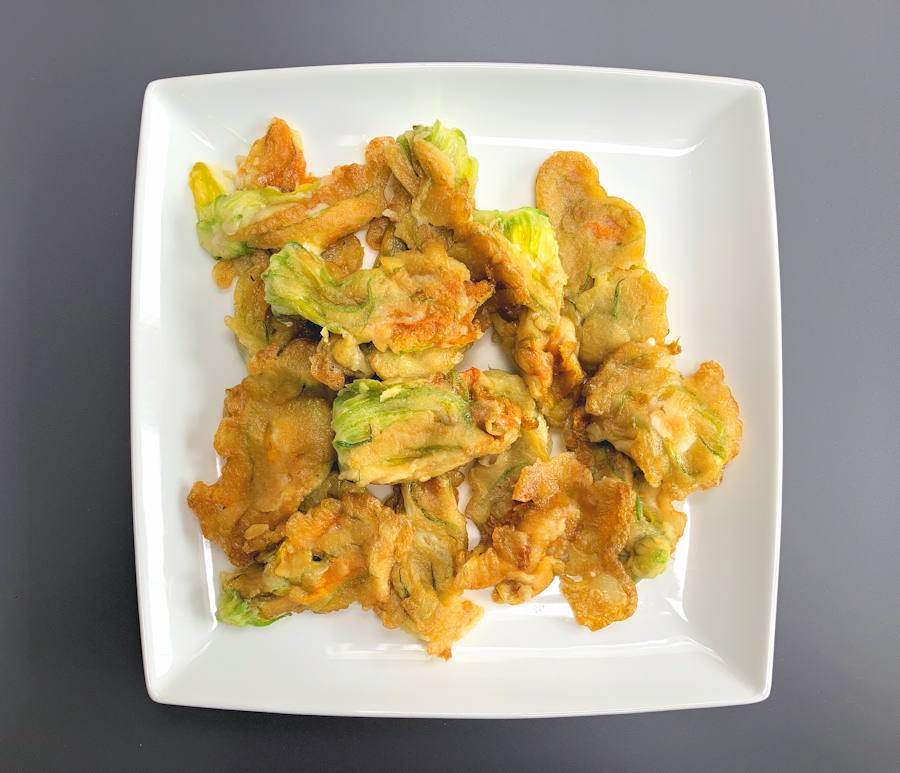 Fried Courgette Flowers Recipe Cuisine Fiend